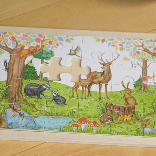 57308 Puzzle dans la clairiere 9€ RUPTURE