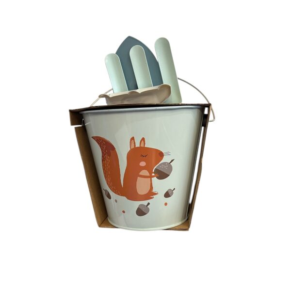 235701 Set de jardinier ecureuil 19€