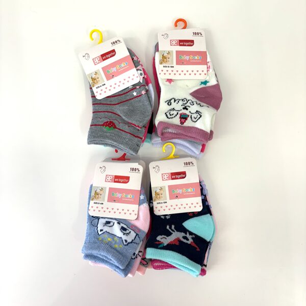 Lot de 3 paires de chaussettes  pour bebe fille 3€