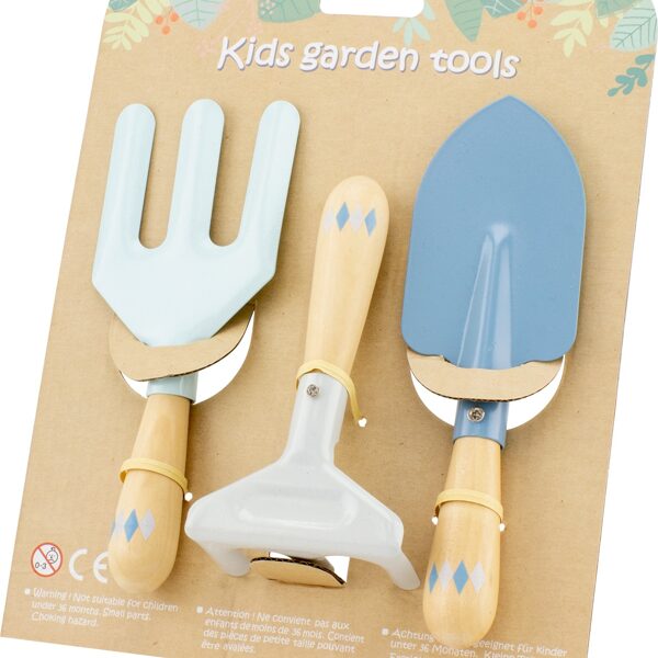 235682 outils de jardin 15€