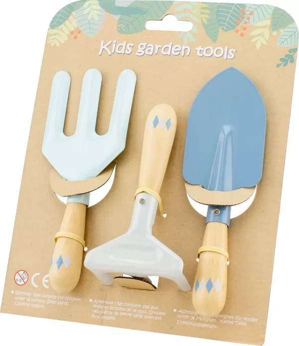 235682 outils de jardin 15€